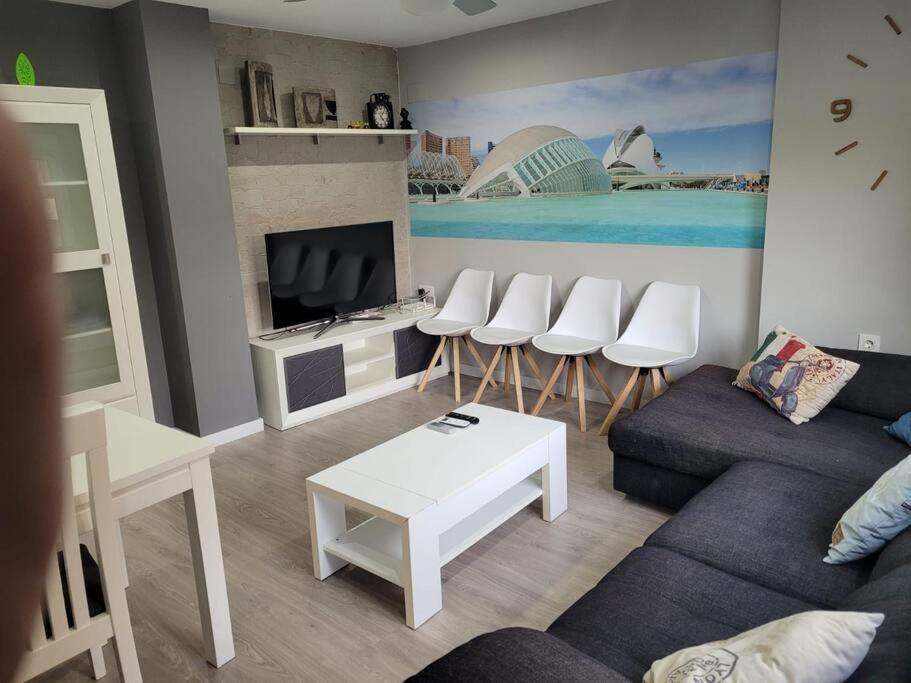 Precioso Reformado Con Terraza, 4 Habs Apartamento Valencia